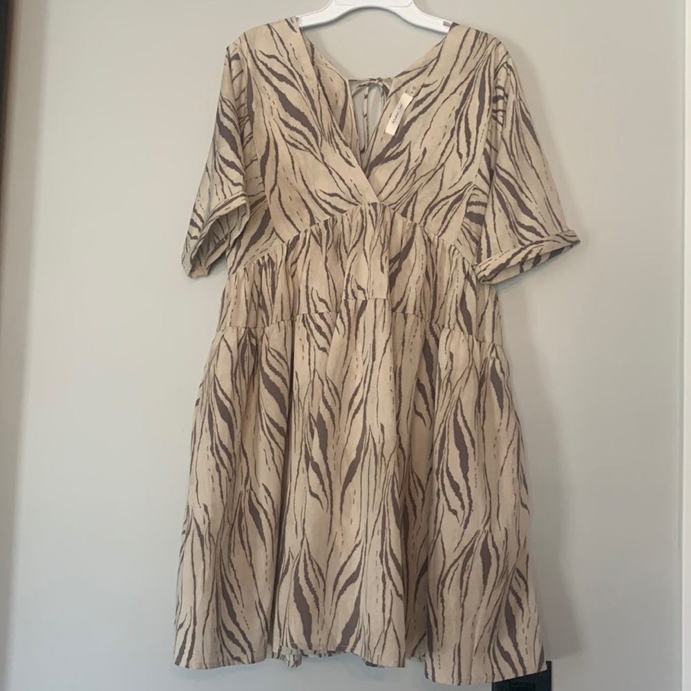 Women’s dress
